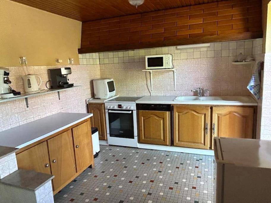 Rahling Maison Au Sein D'Une Fermeヴィラ エクステリア 写真